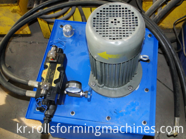 아연 도금 된 금속 시트 롤 성형 기계 Galvanized Metal Sheet Roll Forming Machine